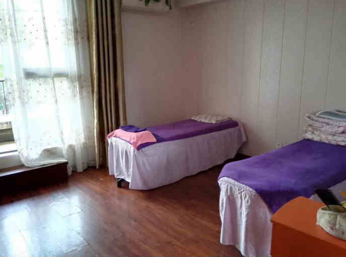 �±�����������Ժת��