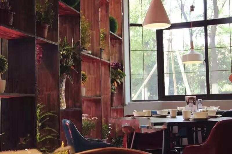 ��¥ӯ���в���������ת��