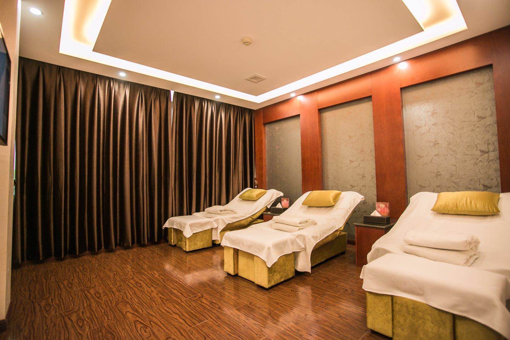 ����ܱ����Ƶ����̳���