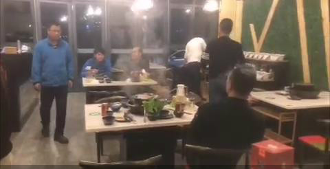 ����ӯ������ת��