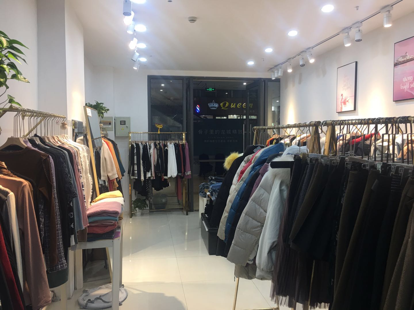 ����������װ�����