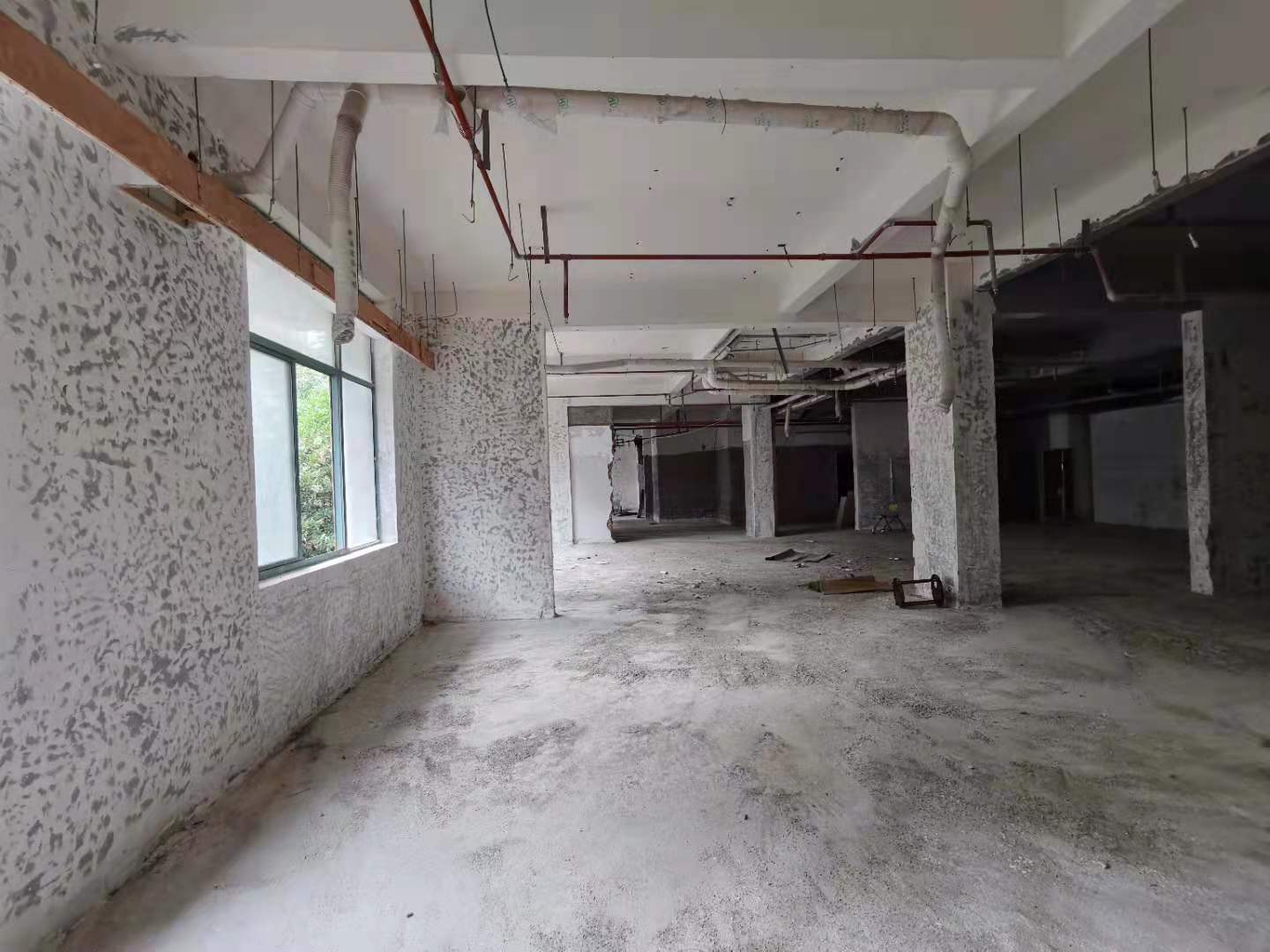 �±�8000ƽ�����ſڵ���520ƽת��