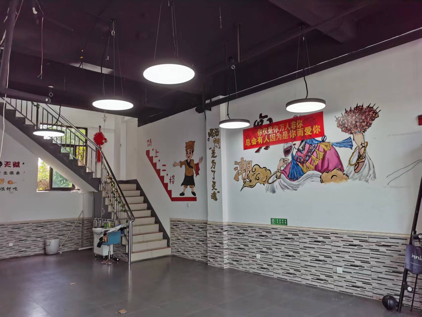 ���������ҵ�־�װ�޵������