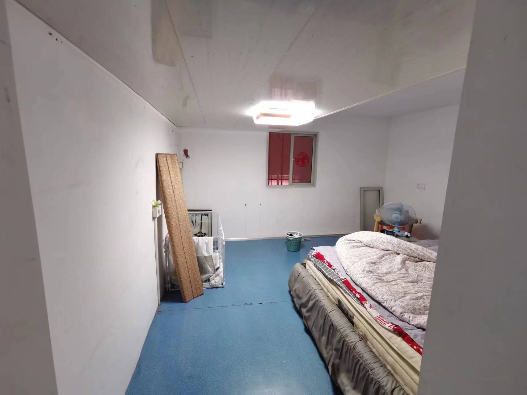 ���С�����ſڶ�¥���̳���