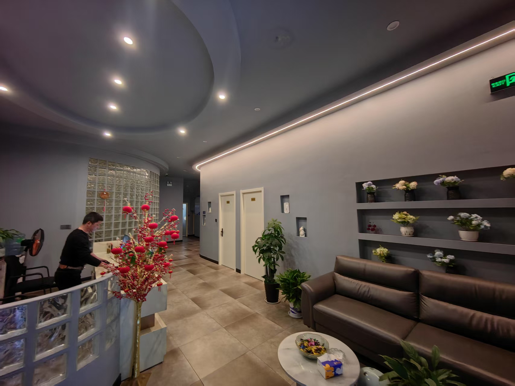 �±�����Ծ�װ��SPA��ת��