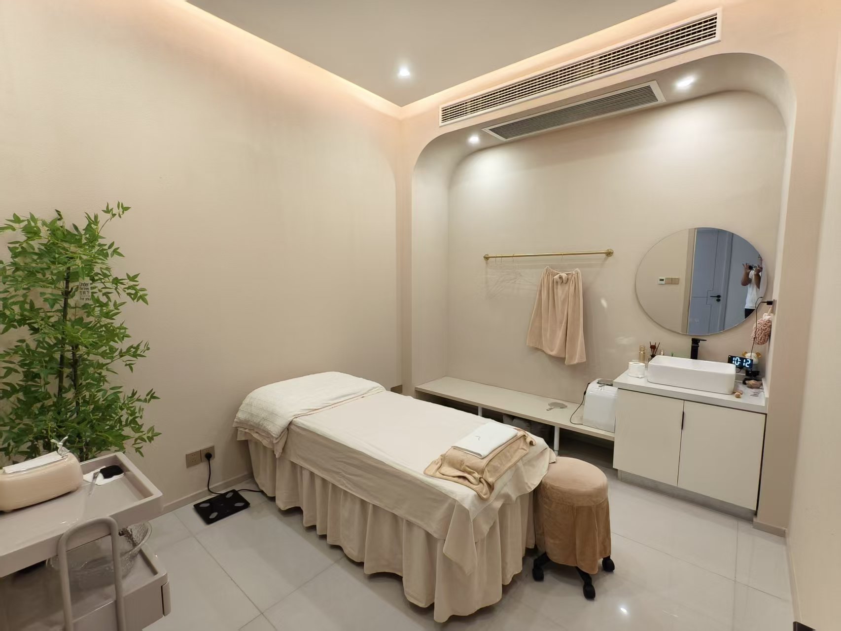 �����������Ժת��