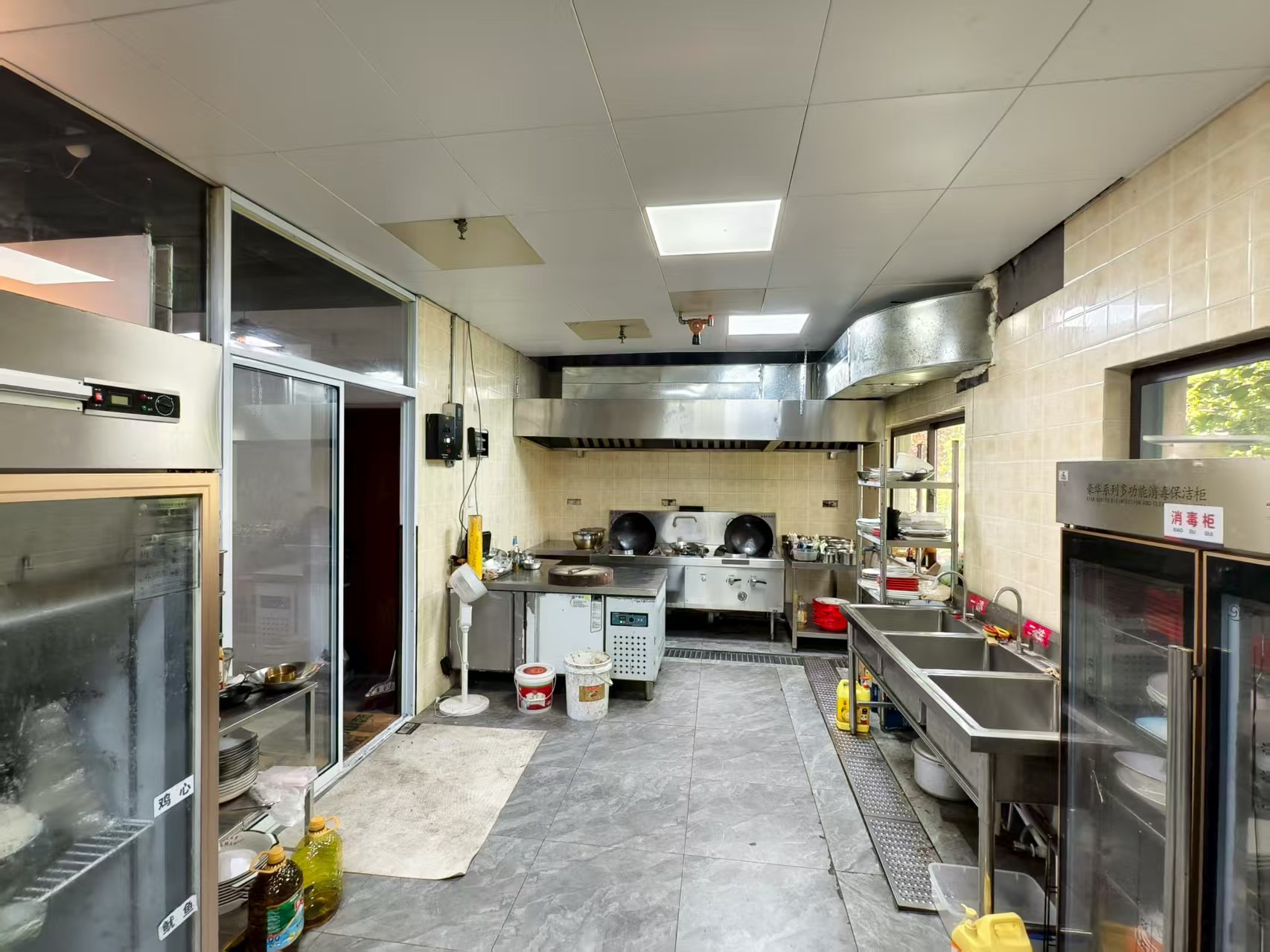 ��¥������ת��